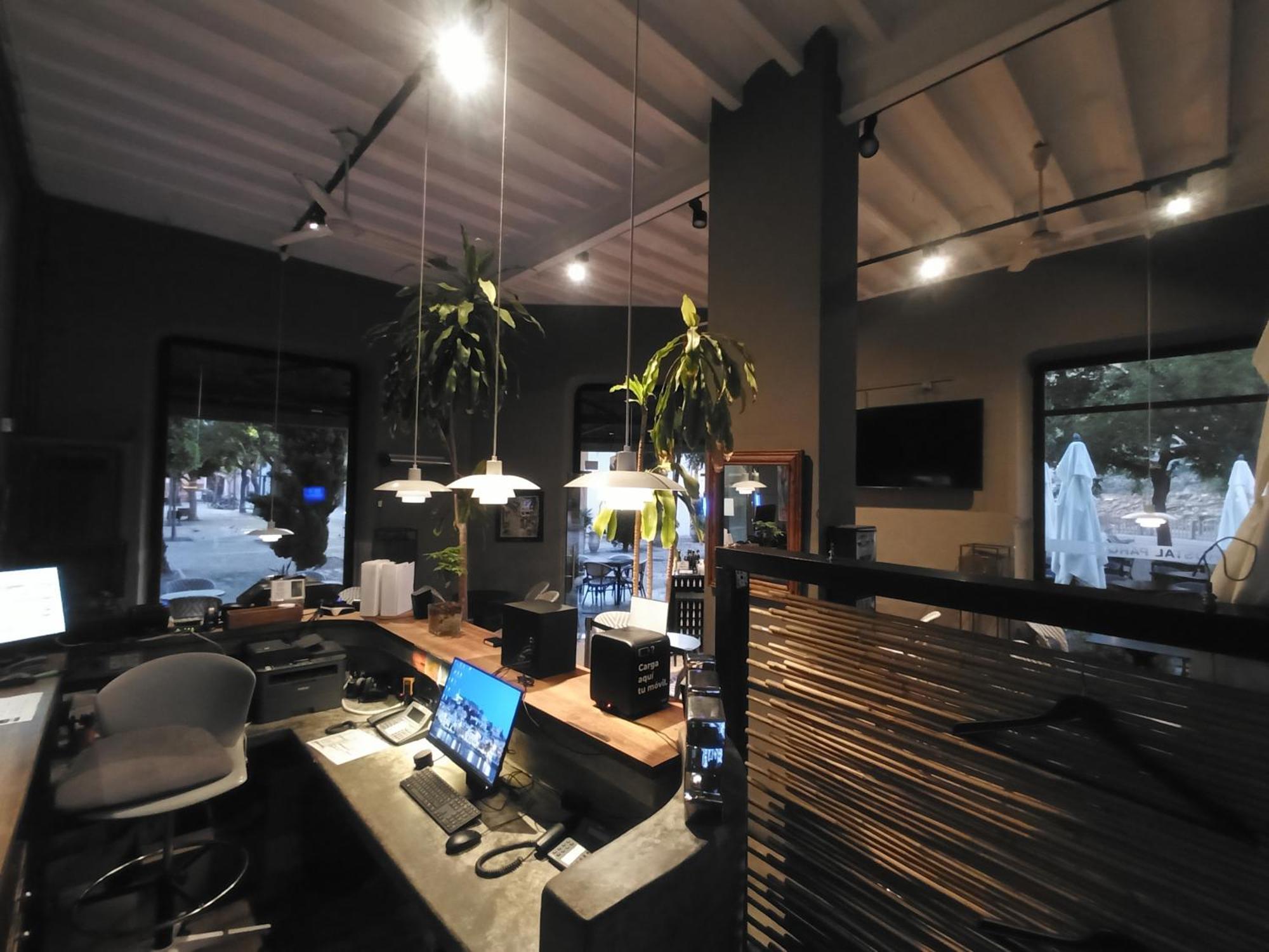 Hostal Parque Ibiza Exteriör bild